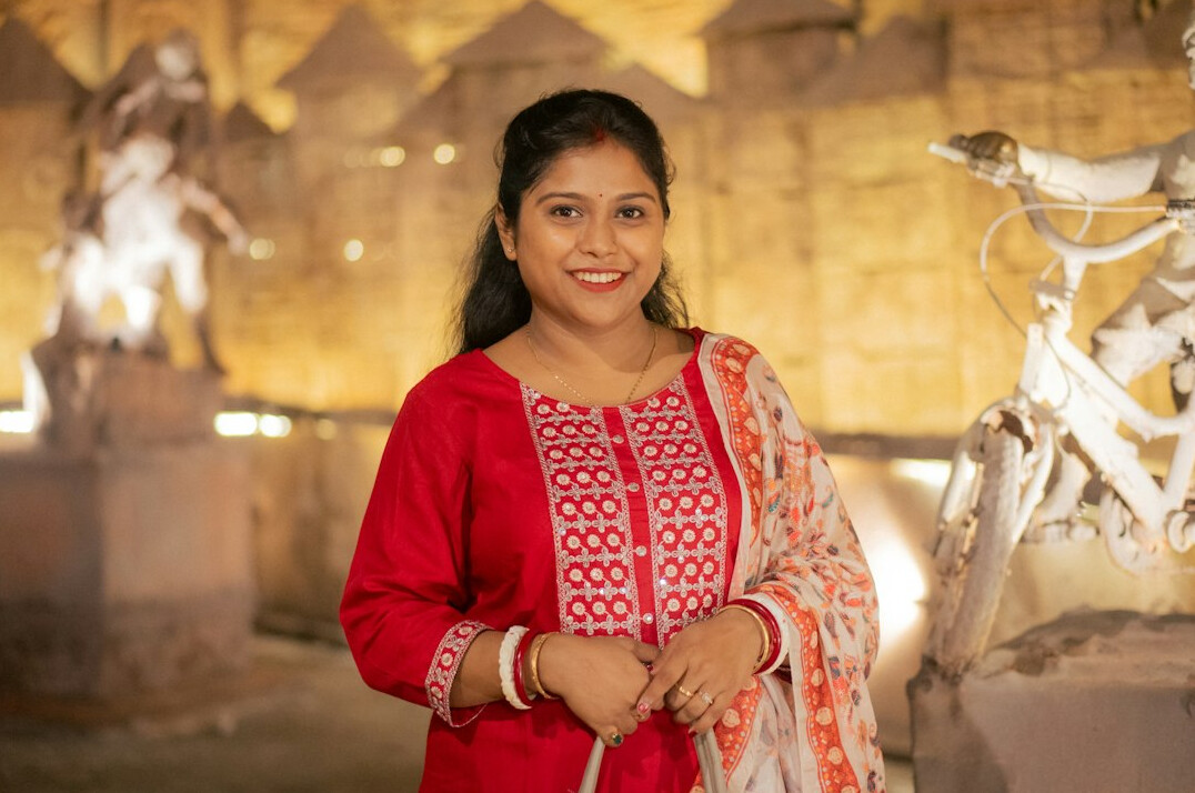 Portrait of a smiling woman